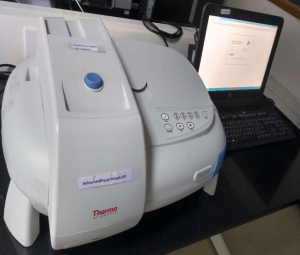 UV-Vis spectrophotometer: Thermo Scientific, Evolution 201